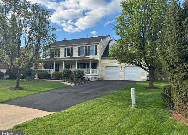 Property at 43187 Rockfield Ct, Ashburn, VA 20147, 5 beds, 3.5 baths