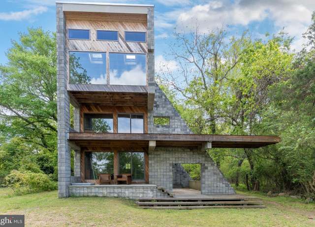 Property at 5810 Fenwick Rd, Bryans Road, MD 20616, 2 beds, 2 baths