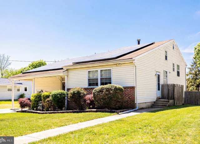 Property at 1509 Pleasant Dr, Cherry Hill, NJ 08003, 6 beds, 3.5 baths