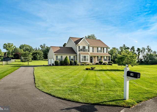 Property at 14 Burk Rd, Cochranville, PA 19330, 4 beds, 2.5 baths