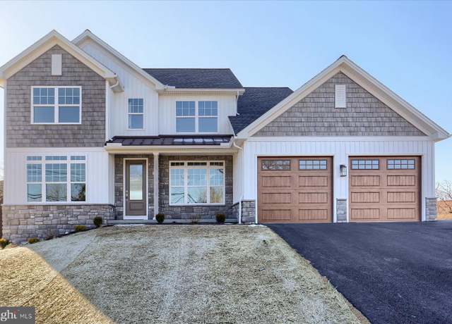 Property at 100 Wolfe Cir, Harrisburg, PA 17112, 4 beds, 2.5 baths