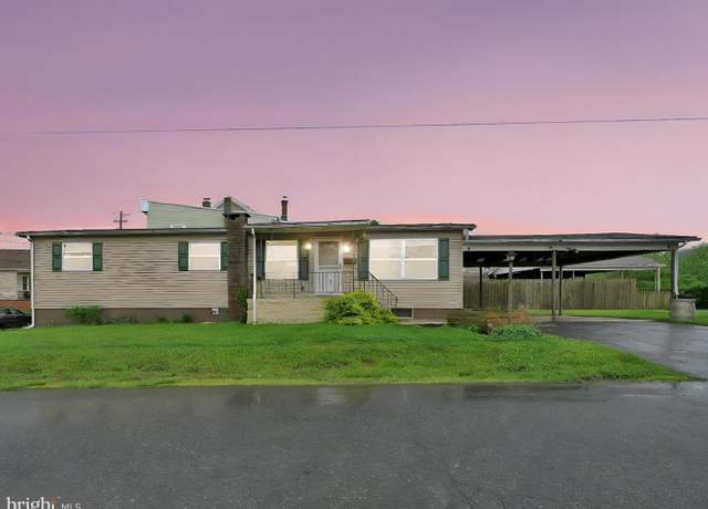 Property at 12 Dewey St, Schuylkill Haven, PA 17972, 3 beds, 1 bath