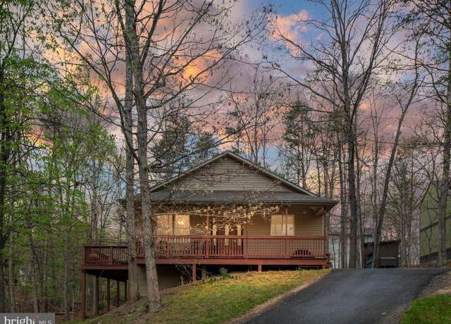 Property at 1304 Lakeview Dr, Cross Junction, VA 22625, 4 beds, 3 baths