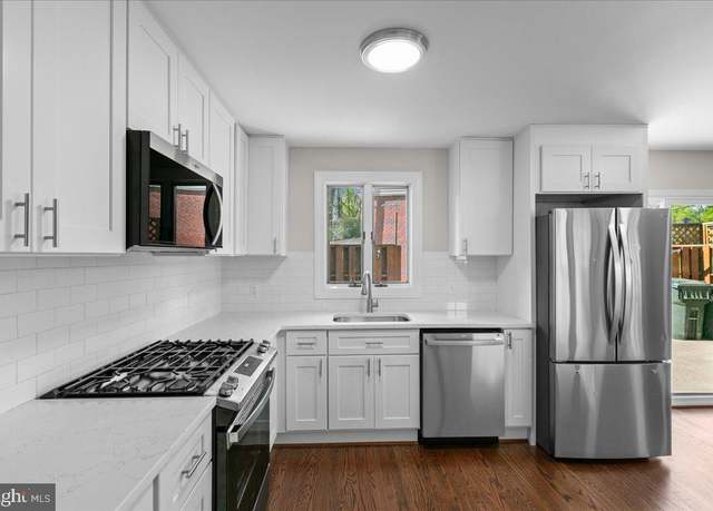 Property at 5517 Southampton Dr, Springfield, VA 22151, 3 beds, 3 baths