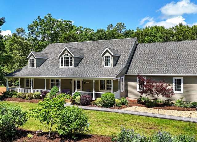 Property at 17397 Rosiers Creek Ln, King George, VA 22485, 5 beds, 4 baths