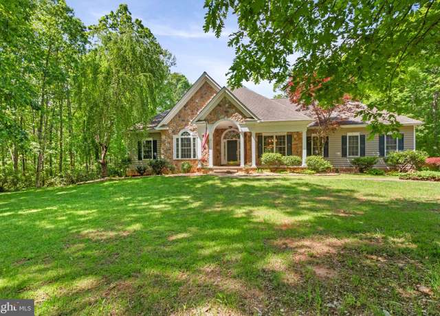 Property at 6048 Walkers Hollow Way, Locust Grove, VA 22508, 5 beds, 3 baths