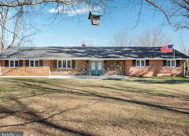 Property at 2411 Little River Rd, Haymarket, VA 20169, 4 beds, 2 baths