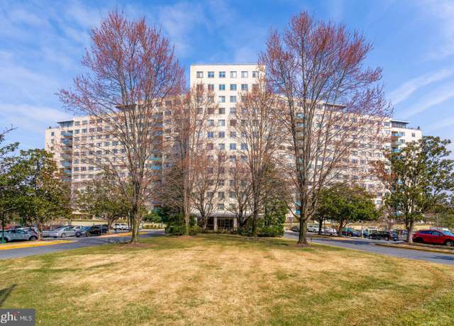 Property at 10201 Grosvenor Pl #1406, Rockville, MD 20852, 1 bed, 1 bath