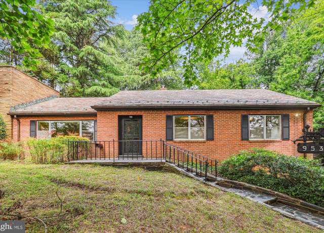 Property at 9536 E Bexhill Dr, Kensington, MD 20895, 4 beds, 2.5 baths