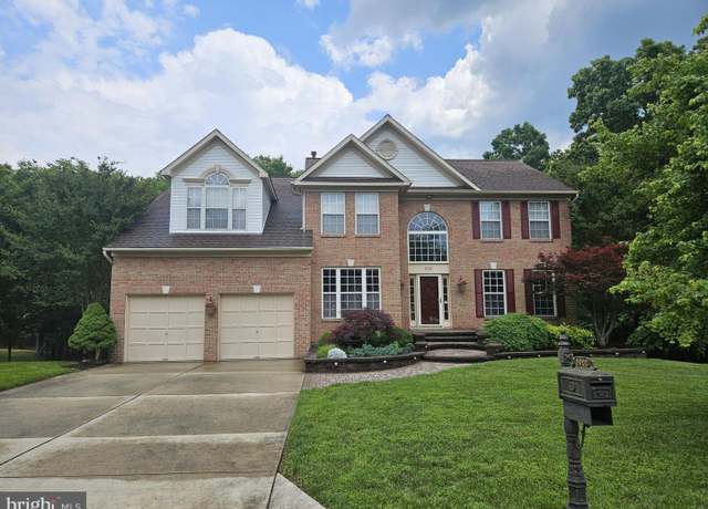 Property at 8002 Hunter Dr, Clinton, MD 20735, 4 beds, 3.5 baths