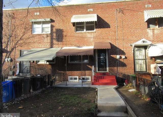 Property at 1421 Carl Miller Blvd, Camden, NJ 08104, 3 beds, 1 bath