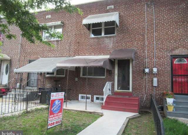 Property at 1421 Carl Miller Blvd, Camden, NJ 08104, 3 beds, 1 bath
