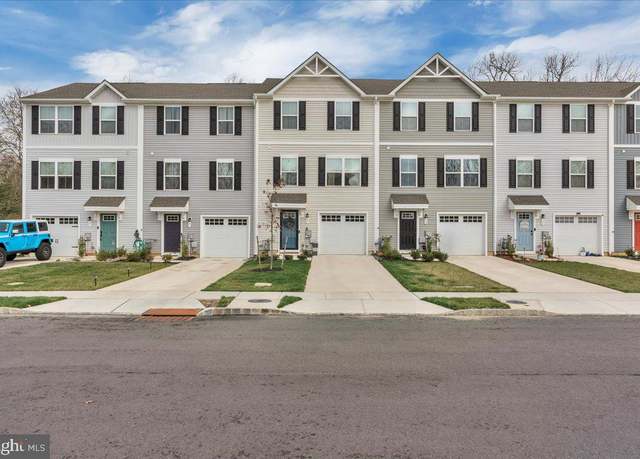 Property at 9 Riley St, Williamstown, NJ 08094, 3 beds, 2.5 baths