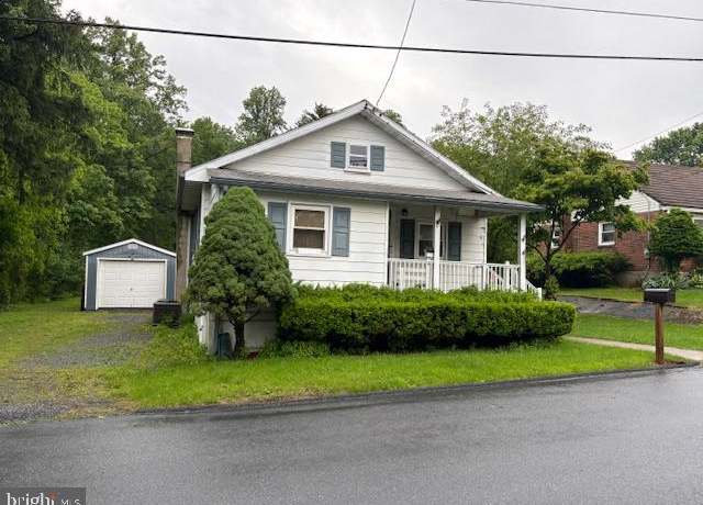Property at 5009 Forest Ave, Temple, PA 19560, 2 beds, 1 bath