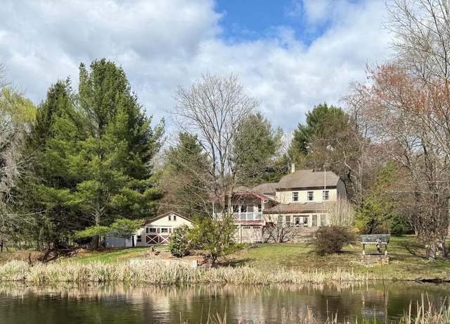 Property at 420 Edison Furlong Rd, Doylestown, PA 18901, 3 beds, 3.5 baths