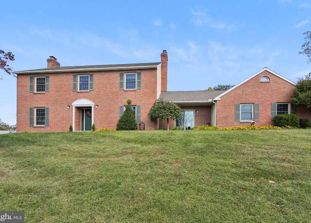 Property at 550 Font Rd, Downingtown, PA 19335, 4 beds, 2.5 baths