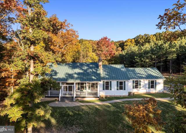 Property at 348 Retreat Ln, Winchester, VA 22603, 3 beds, 3 baths