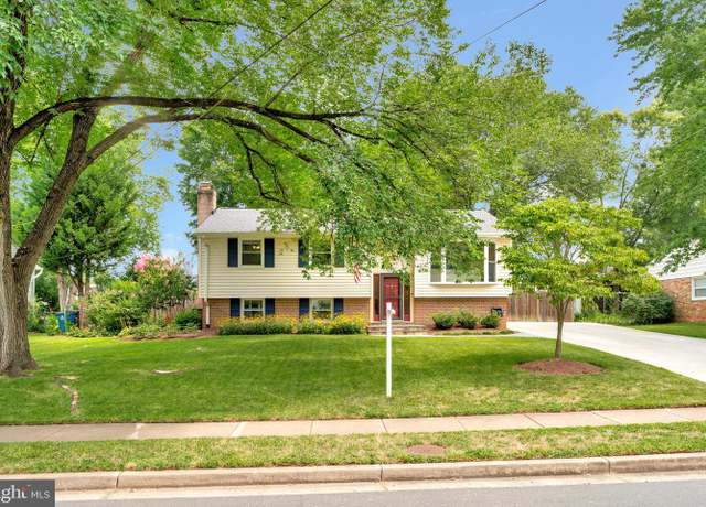 Property at 14704 Lock Dr, Centreville, VA 20120, 4 beds, 2 baths