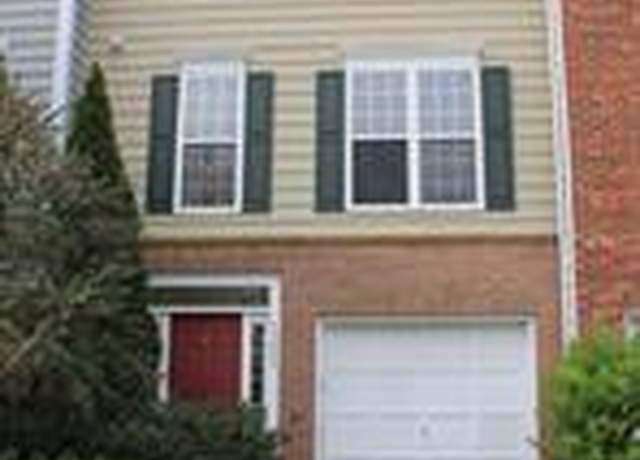 Property at 43005 Beachall St, Chantilly, VA 20152, 3 beds, 3 baths