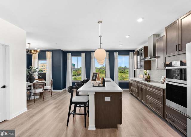Property at 5 Sepia Sq Unit HE, Ashburn, VA 20147, 3 beds, 2.5 baths