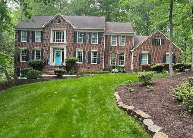 Property at 6870 Lodgepole Ct, Manassas, VA 20111, 4 beds, 2.5 baths
