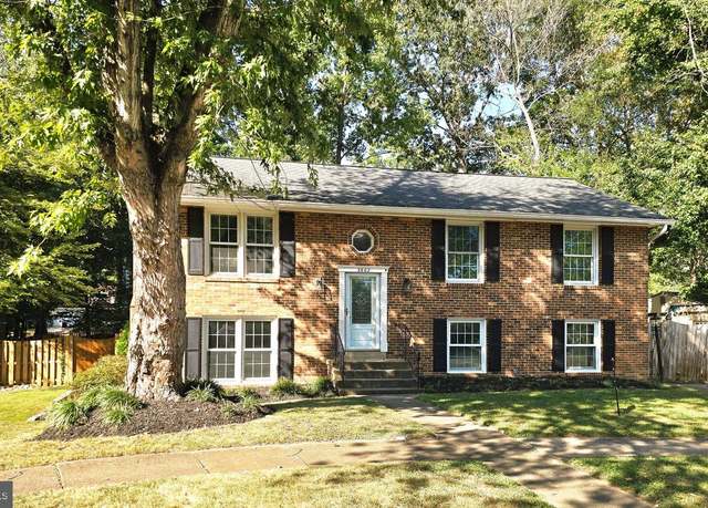 Property at 3802 Benson Ct, Dumfries, VA 22025, 5 beds, 3 baths