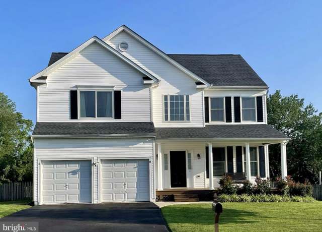 Property at 14 Indian Wood Ln, Fredericksburg, VA 22405, 4 beds, 2.5 baths