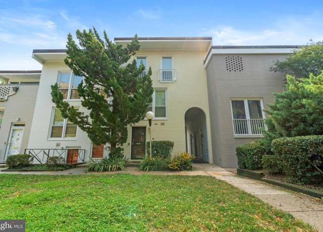 Property at 73 G St SW #103, Washington, DC 20024, 2 beds, 2.5 baths