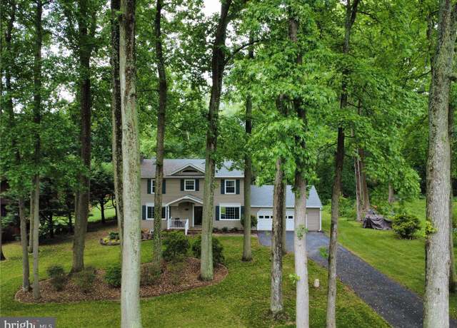 Property at 2104 Harbor Dr, Annapolis, MD 21409, 5 beds, 3.5 baths