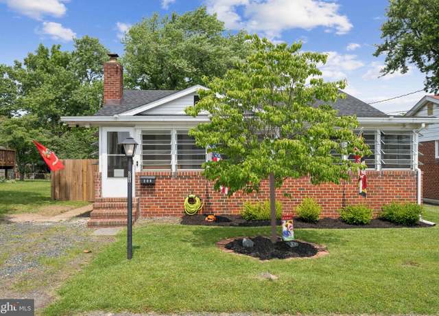 Property at 206 Chelsea Rd, Pasadena, MD 21122, 3 beds, 2 baths