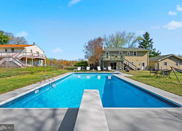 Property at 1350 Jewell Rd, Dunkirk, MD 20754, 4 beds, 2 baths