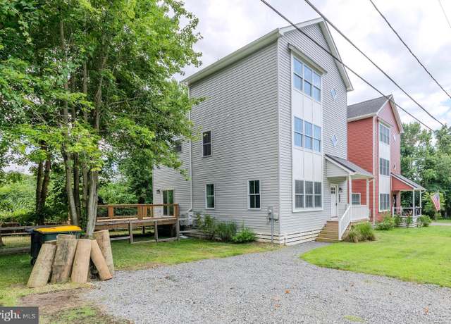 Property at 8207 Elm Ln, Chesapeake Beach, MD 20732, 4 beds, 3.5 baths