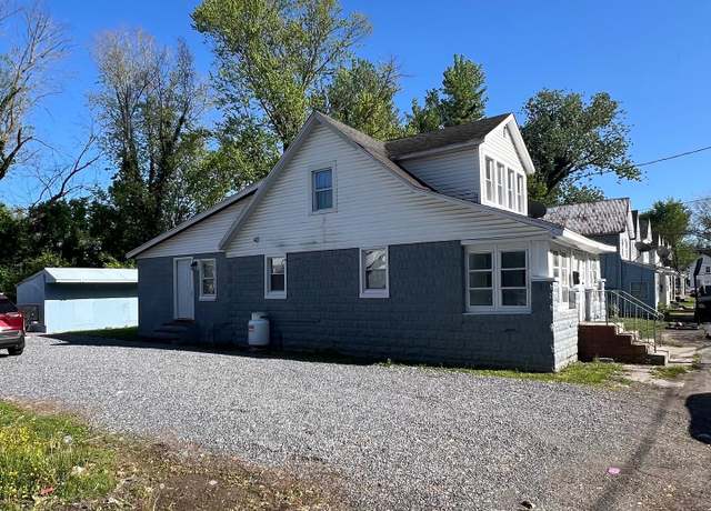 Property at 802 Center St, Cambridge, MD 21613, 3 beds, 2 baths