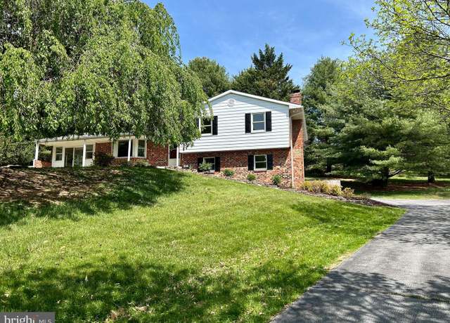 Property at 4313 Millwood Rd, Mount Airy, MD 21771, 3 beds, 2.5 baths