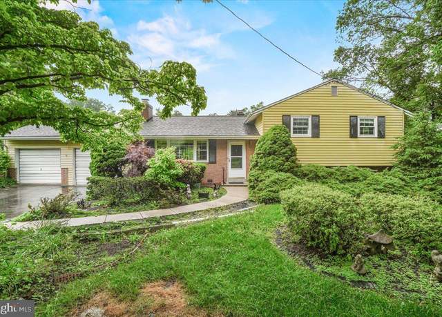 Property at 704 Ednor Rd, Ashton, MD 20861, 3 beds, 2.5 baths