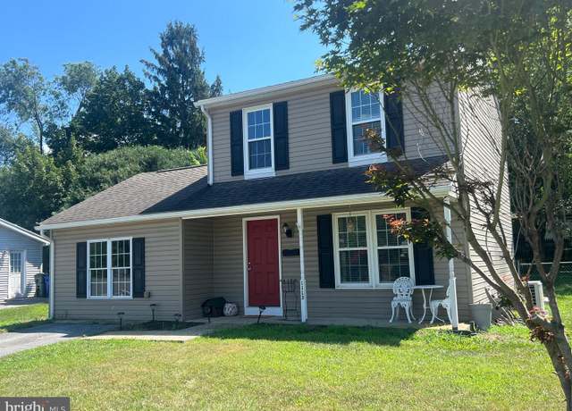 Property at 1113 Green Ln, Hagerstown, MD 21742, 3 beds, 2.5 baths