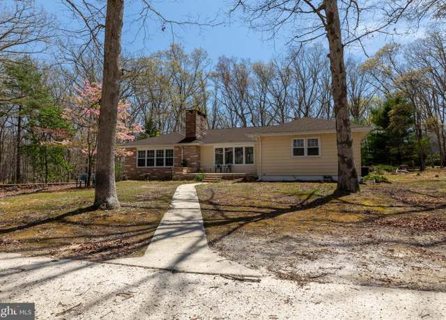 Property at 1721 Darmstadt Ave, Egg Harbor City, NJ 08215, 3 beds, 2.5 baths