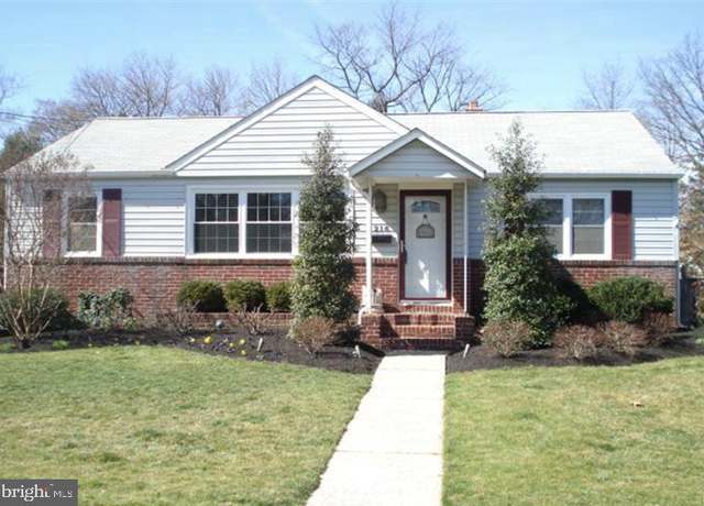 Property at 216 Spout Spring Ave, Lumberton, NJ 08048, 3 beds, 1 bath