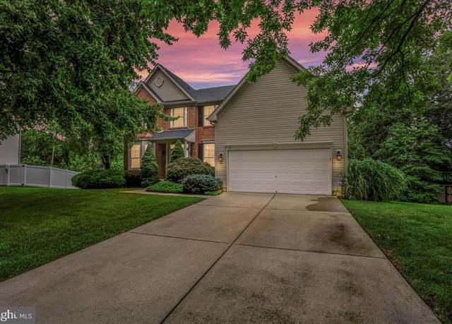 Property at 5 Dorset Cir, Hainesport, NJ 08036, 4 beds, 2.5 baths