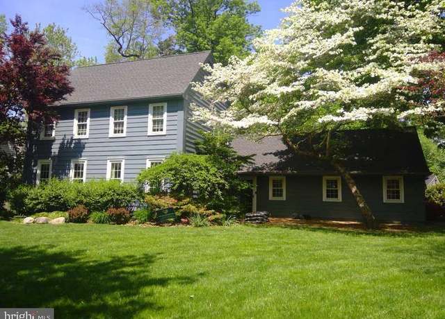 Property at 953 Locksley Ln, West Deptford, NJ 08096, 5 beds, 2.5 baths