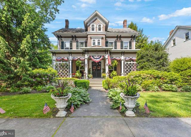 Property at 228 Mansfield St, Belvidere, NJ 07823, 7 beds, 2.5 baths