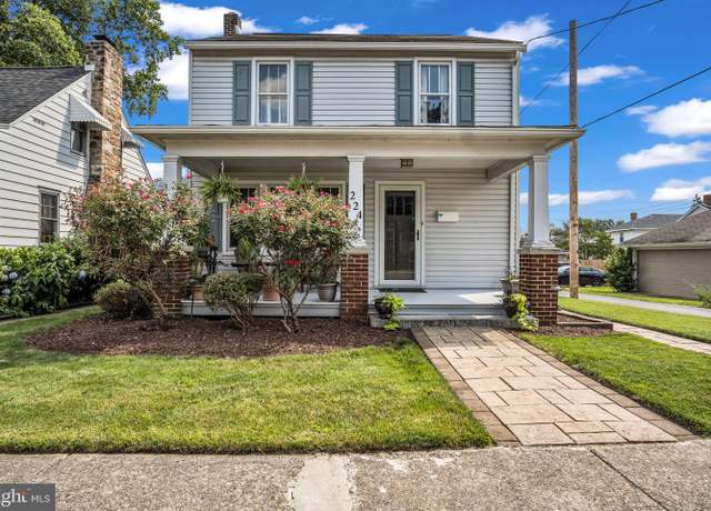 Property at 224 Webster St, Carlisle, PA 17013, 3 beds, 1 bath