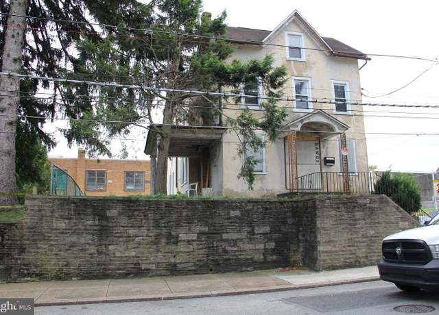 Property at 1542 Haines St, Philadelphia, PA 19126, 7 beds, 2.5 baths