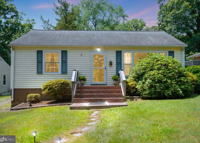 Property at 240 Hillcrest Dr, Fredericksburg, VA 22401, 2 beds, 1 bath