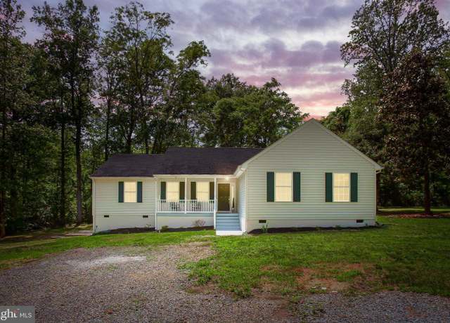 Property at 5414 Hewitt Place Way, King George, VA 22485, 4 beds, 3 baths