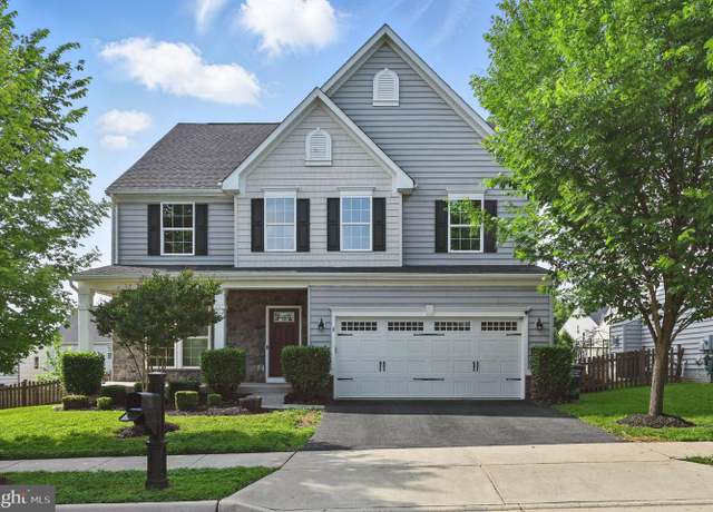 Property at 8 William Albert Way, Lovettsville, VA 20180, 4 beds, 3.5 baths