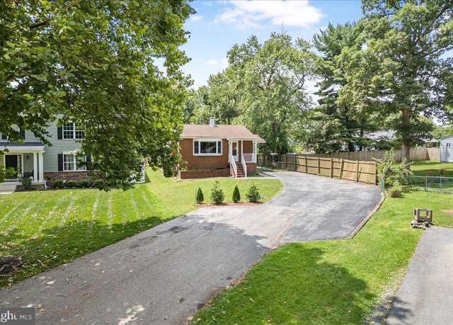 Property at 133 Glendale Ave, Glen Burnie, MD 21061, 3 beds, 3 baths