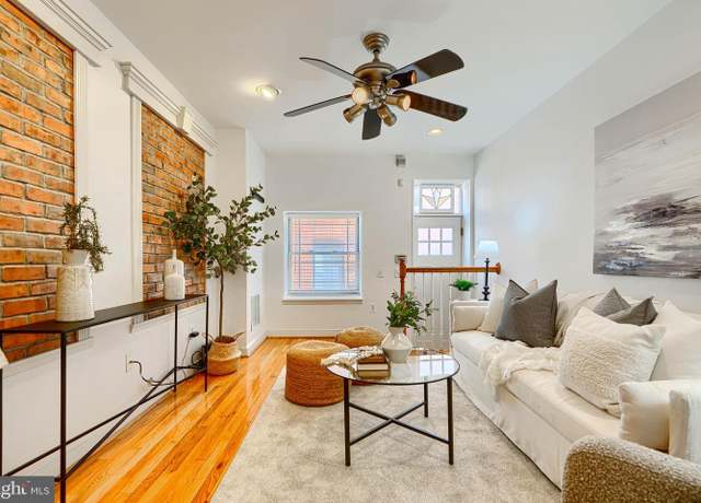 Property at 3407 Harmony Ct, Baltimore, MD 21224, 2 beds, 2.5 baths