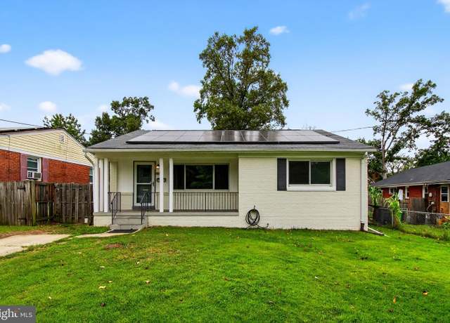 Property at 6122 62nd Pl, Riverdale, MD 20737, 5 beds, 2 baths