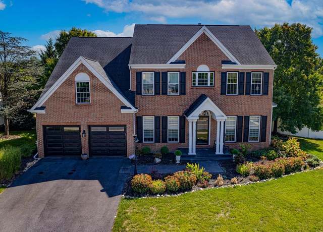 Property at 17501 Shale Dr, Hagerstown, MD 21740, 4 beds, 3.5 baths